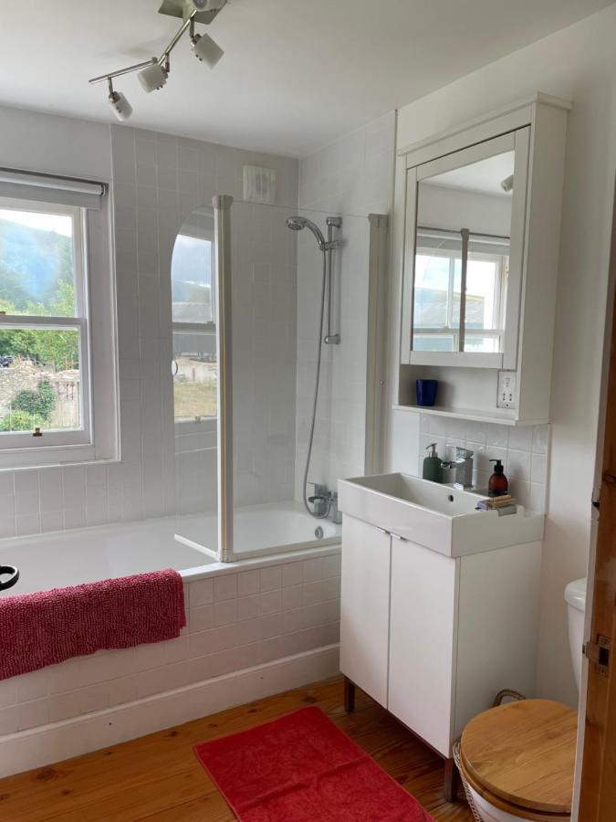 Ladyurd Farmhouse West Linton エクステリア 写真